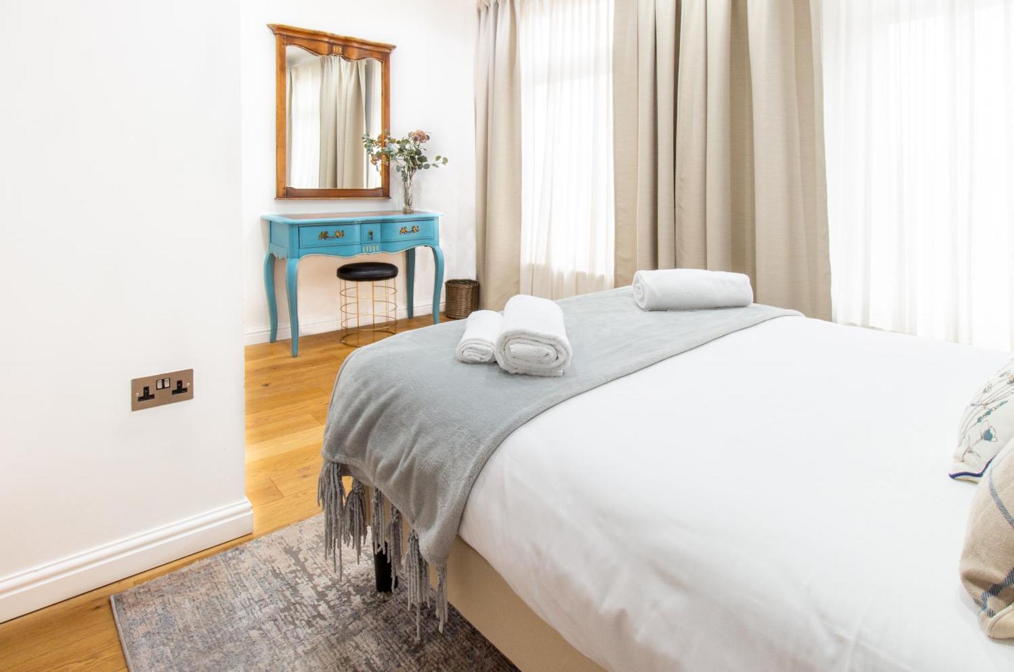 Spacious 4Br House, 2 En Suites With Garden & On-Site Parking Maidstone Eksteriør billede